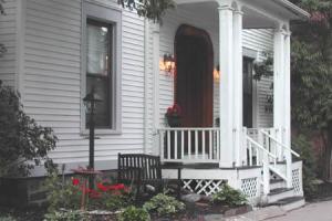 1-M608-Brookline-Lodging-at-Coolidge-Corner-Exterior