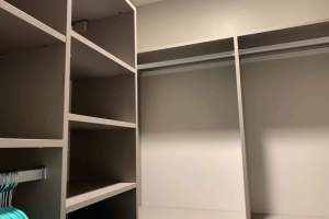 M989-8-bedoom-closet-shelves