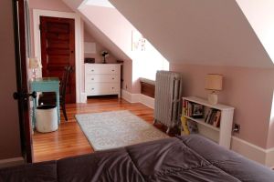 M960-9-1898-Fire-House-Vacation-Rental-Bedroom-2-alternate-view